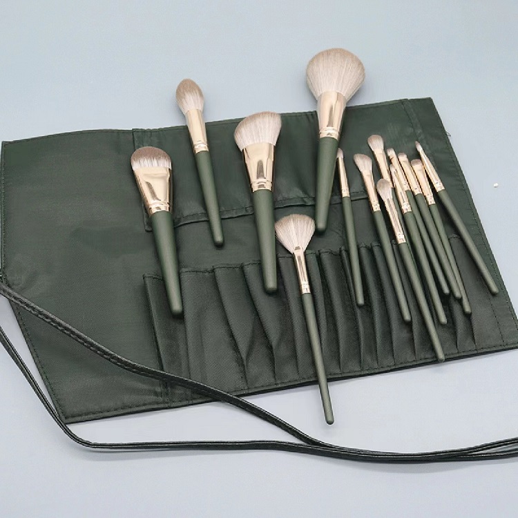 Complete set of beauty tools
